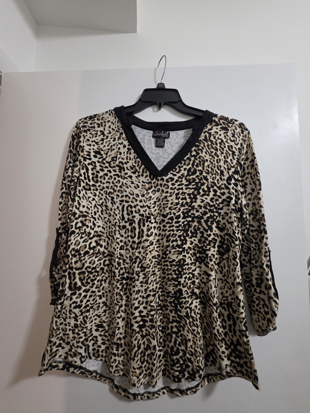 Leopard Print V-Neck Long Sleeve Top in Beige and Black